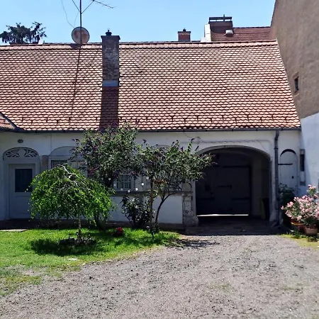 Plitzner Belvarosi Apartmanhaz