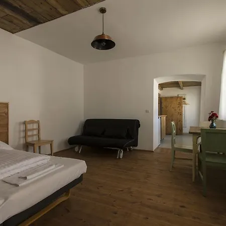 Apartament Plitzner Belvarosi Apartmanhaz