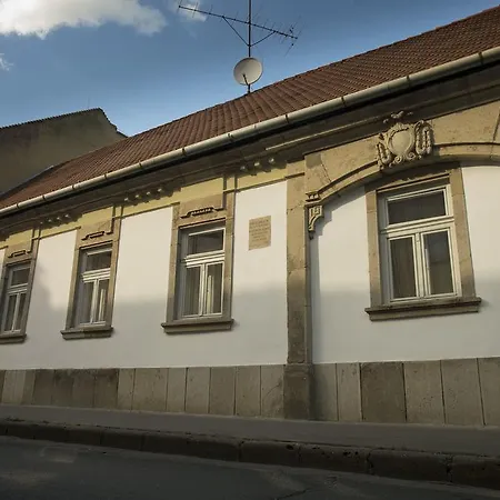 Plitzner Belvarosi Apartmanhaz