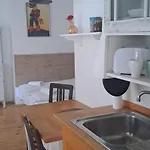 Plitzner Belvarosi Apartmanhaz Eger