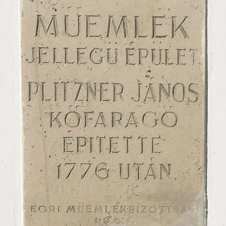 Apartment Plitzner Belvarosi Apartmanhaz Erlau