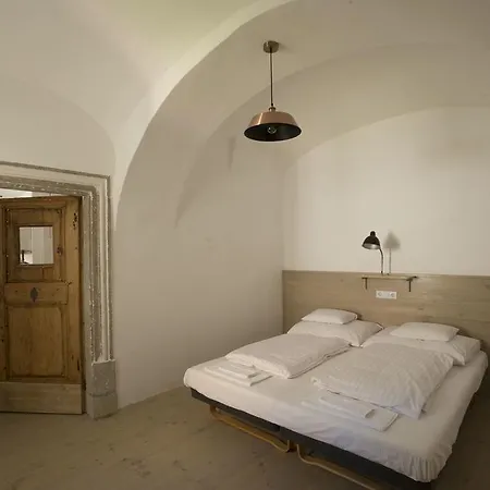 Plitzner Belvarosi Apartmanhaz Eger