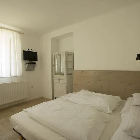 Apartment Plitzner Belvarosi Apartmanhaz