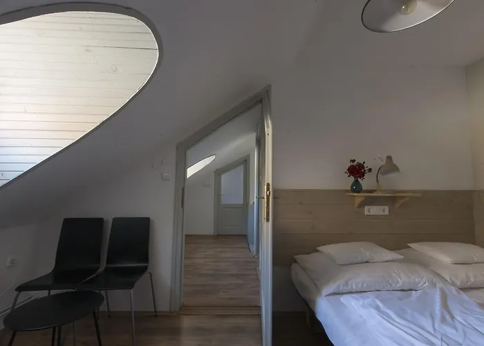 Appartement Plitzner Belvarosi Apartmanhaz Eger